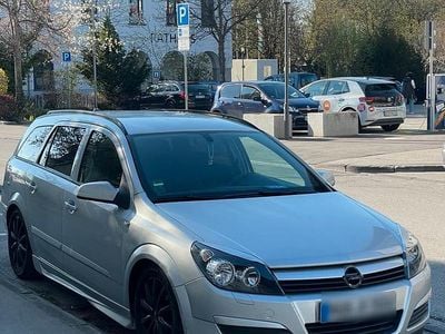 Gebraucht Opel Astra 104 PS (76 kW) 2006 Weiß Limousine