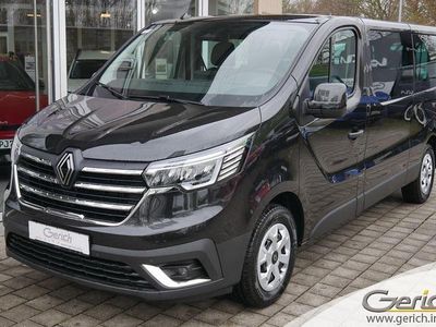 Tenebroschwarz metallic Gebraucht 2024 Renault Trafic Van / Kleinbus | 38.900 € (Teuer)