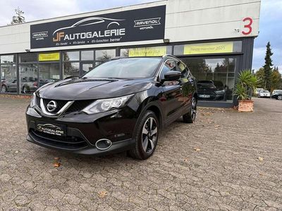 Schwarz Gebraucht 2017 Nissan Qashqai N-Connecta SUV | 15.490 € (Fairer Preis)