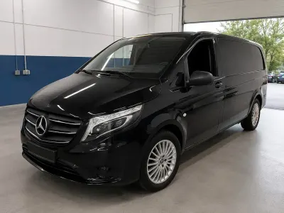 Gebraucht Mercedes Vito 190 PS (139 kW) 2020 Schwarz Van