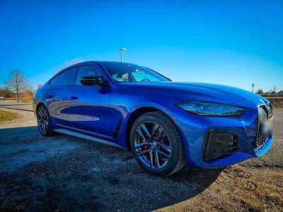 Begagnad BMW i4 Performance 400 kW (544 HK) 2024 Blå Sedan