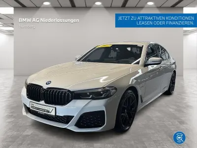 Gebraucht BMW 530e M Sport 292 PS (214 kW) 2022 Weiß Limousine