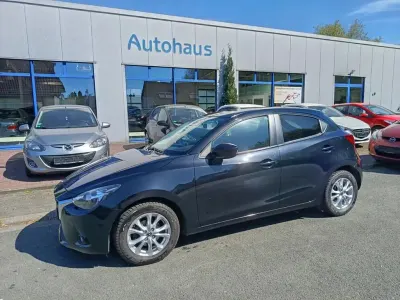 Second-hand Mazda 2 Exclusive-Line 90 CP (66 kW) 2015 Negru Berlinǎ