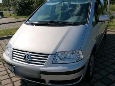 VW Sharan