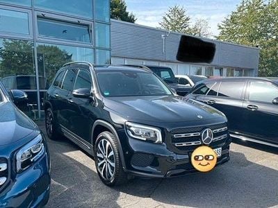 Mercedes GLB200