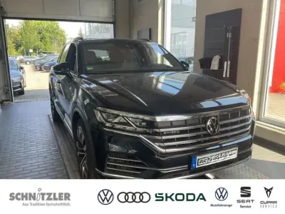 Gebraucht VW Touareg Elegance 381 PS (280 kW) 2022 Blau SUV