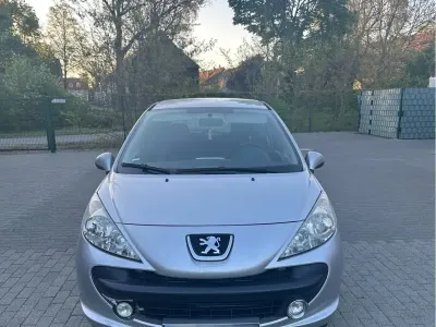Brugt Peugeot 207 90 HK (66 kW) 2009 Grå Hatchback