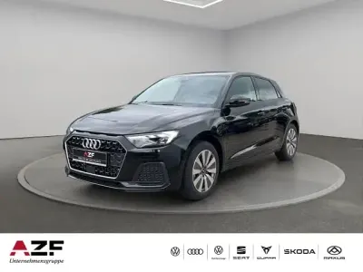 Gebraucht Audi A1 Sportback Advanced Plus 95 PS (69 kW) 2025 Mythosschwarz metallic Kleinwagen