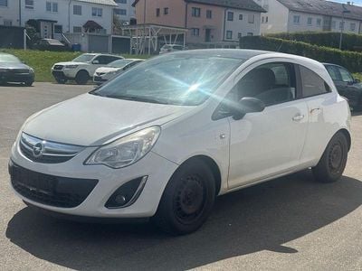 Begagnad Opel Corsa Color Edition 101 HK (74 kW) 2013 Vit Halvkombi