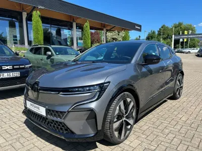 Neu Renault Mégane Techno 160 kW (218 PS) 2026 Grau Limousine