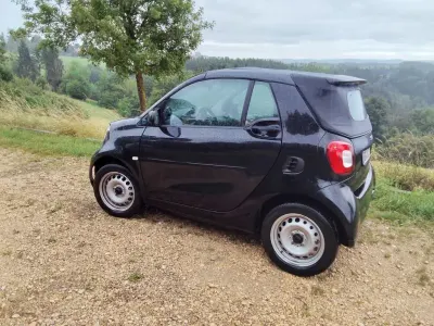 Gebraucht Smart ForTwo Electric Drive 60 kW (82 PS) 2022 Schwarz Cabrio