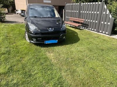 Peugeot 1007