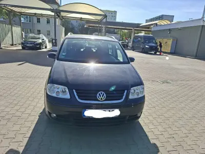 Używany VW Touran Trendline 136 KM (100 kW) 2003 Czarny Minivan