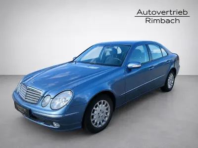 Gebraucht Mercedes E220 Elegance 150 PS (110 kW) 2004 Blau Limousine