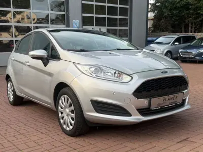 Gebraucht Ford Fiesta Trend 80 PS (58 kW) 2017 Silber Kleinwagen