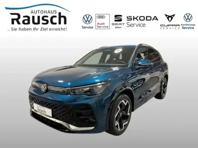 Gebraucht VW Tiguan R-line 150 PS (110 kW) 2025 Blau SUV
