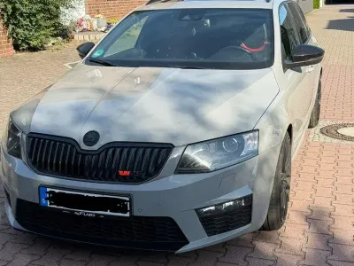 Gebraucht Skoda Octavia RS 220 PS (161 kW) 2013 Grau Kombi