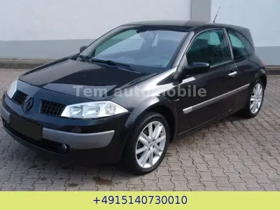 Gebraucht Renault Mégane II Dynamique 113 PS (83 kW) 2003 Schwarz Limousine
