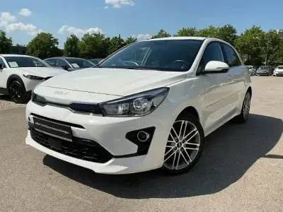Gebraucht Kia Rio Spirit 101 PS (74 kW) 2023 Schneeweiß SUV