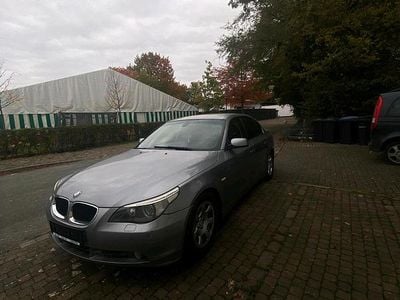 Gebraucht BMW 525 177 PS (130 kW) 2004 Grau Limousine