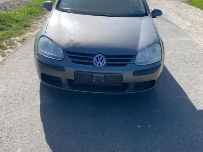 Gebraucht VW Golf IV Comfortline 75 PS (55 kW) 2005 Beige Limousine