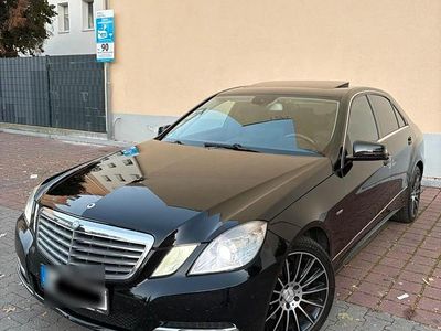 Mercedes E300