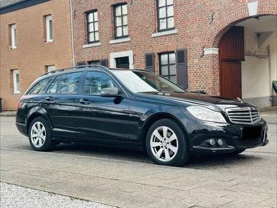 Gebraucht Mercedes C200 136 PS (100 kW) 2013 Schwarz Kombi