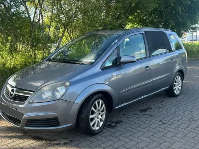 Gebraucht Opel Zafira 2007 Grau Van / Kleinbus
