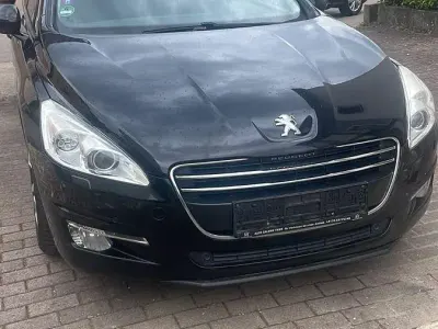 Gebraucht Peugeot 508 SW Active 156 PS (114 kW) 2011 Schwarz Kombi