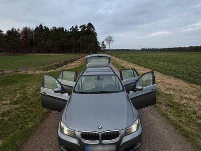 Gebraucht BMW 325 204 PS (150 kW) 2012 Silber Kombi
