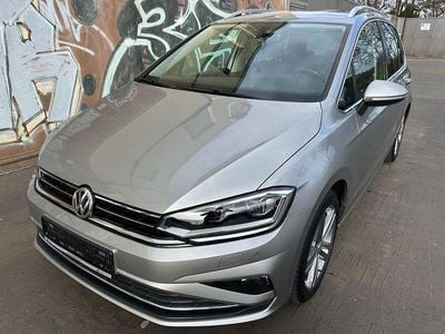 Gebraucht VW Golf Sportsvan Highline 131 PS (96 kW) 2019 Silber Van / Kleinbus