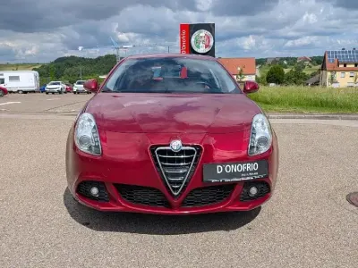 Gebraucht Alfa Romeo Giulietta Turismo 170 PS (125 kW) 2010 Rosso nuvolari metallic Kleinwagen