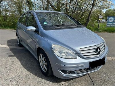 Gebraucht Mercedes B170 116 PS (85 kW) 2005 Silber Van / Kleinbus