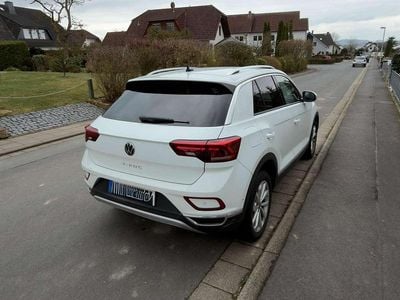 Gebraucht VW T-Roc Move 150 PS (110 kW) 2022 Weiß SUV