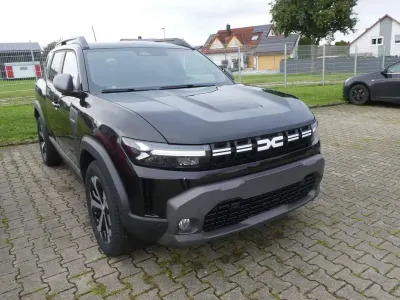 Używany Dacia Duster Journey 131 KM (96 kW) 2020 Czarny SUV