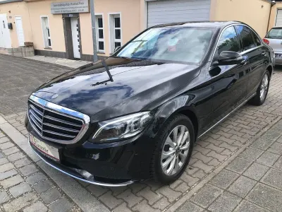 Gebraucht Mercedes C180 156 PS (114 kW) 2019 Schwarz Limousine