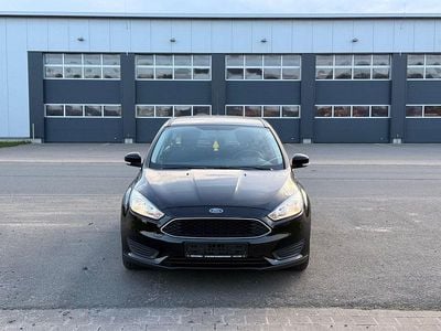 Gebraucht Ford Focus Trend 101 PS (74 kW) 2017 Schwarz Kleinwagen