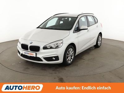 Gebraucht BMW 216 Active Tourer Performance 116 PS (85 kW) 2015 Weiß Van / Kleinbus