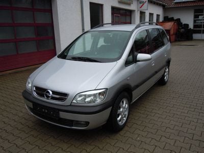 Gebraucht Opel Zafira Elegance 125 PS (91 kW) 2003 Silber Van / Kleinbus