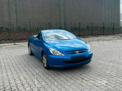 Gebraucht Peugeot 307 CC 135 PS (99 kW) 2003 Blau Cabrio