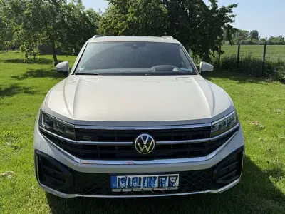 Gebraucht VW Touareg R-line 231 PS (169 kW) 2024 SUV