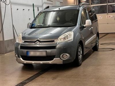 Gebraucht Citroën Berlingo 120 PS (88 kW) 2012 Grau Van / Kleinbus