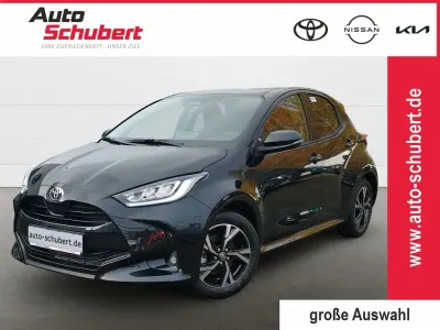 Neu Toyota Yaris 117 PS (86 kW) 2026 Schwarz Kleinwagen