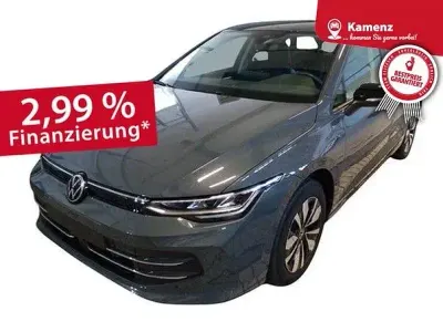 Używany VW Golf VIII Goal 150 KM (110 kW) 2025 Szary Sedan/Limuzyna
