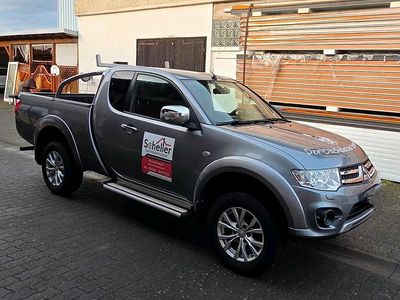 Gebraucht Mitsubishi L200 178 PS (130 kW) 2014 Silber Abholung