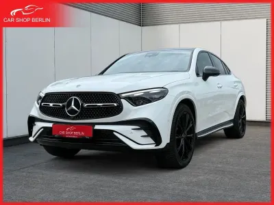 Gebraucht Mercedes GLC300 AMG 269 PS (197 kW) 2024 Polarweiss  unilack SUV