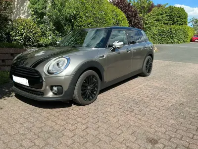 Gebraucht Mini Cooper Clubman Chili 136 PS (100 kW) 2017 Silber Kombi