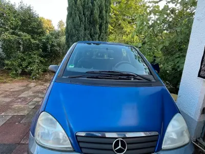 Gebraucht Mercedes A140 82 PS (60 kW) 2000 Blau Kleinwagen