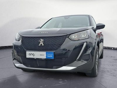Gebraucht Peugeot e-2008 Active 100 kW (136 PS) 2022 Schwarz SUV