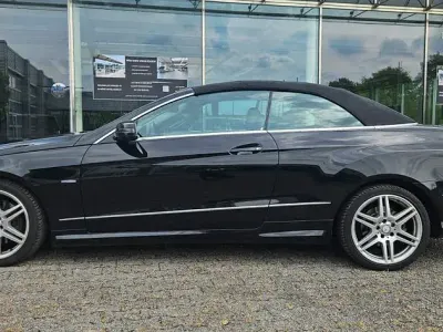 Usata Mercedes E250 Avantgarde 204 CV (150 kW) 2010 Nero Cabrio
